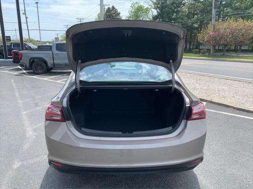 2022 Chevrolet Malibu FWD LT