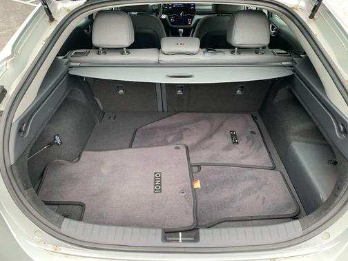 Stellar Silver 2021 Hyundai IONIQ Plug-In Hybrid SEL