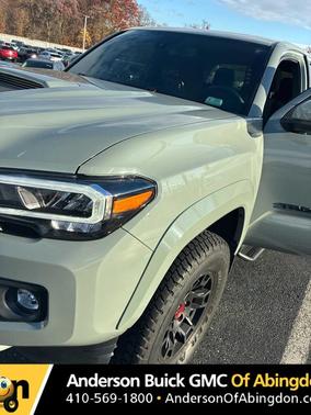 2022 Toyota Tacoma TRD Sport