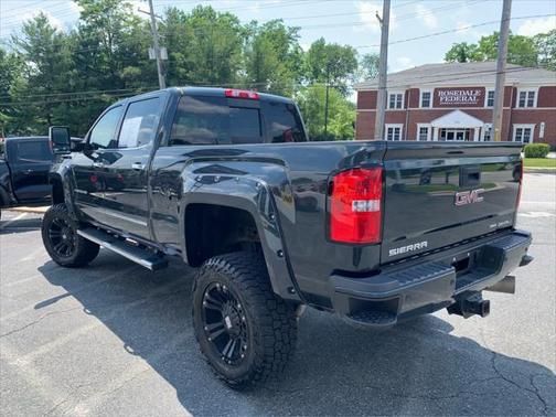 2017 GMC Sierra 2500 Denali