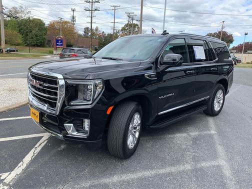 2021 GMC Yukon SLT