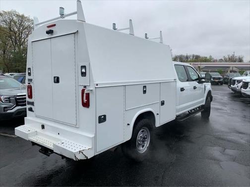 2022 Ford F-350 XL