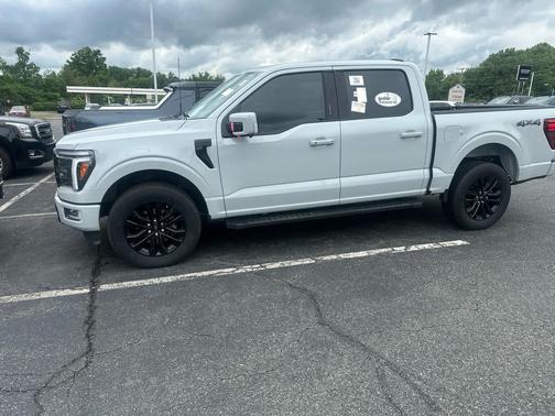 Avalanche 2024 Ford F-150 Lariat