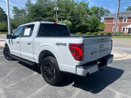 Avalanche 2024 Ford F-150 Lariat