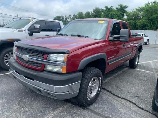 2004 Chevrolet Silverado 2500 LS H/D Extended Cab