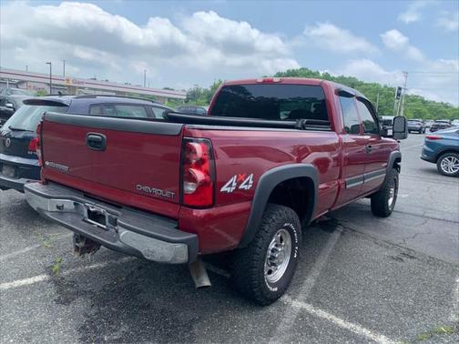 2004 Chevrolet Silverado 2500 LS H/D Extended Cab