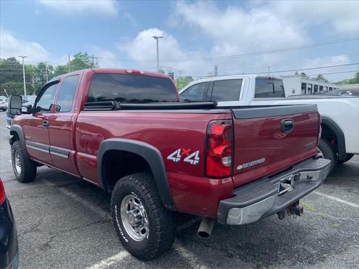2004 Chevrolet Silverado 2500 LS H/D Extended Cab
