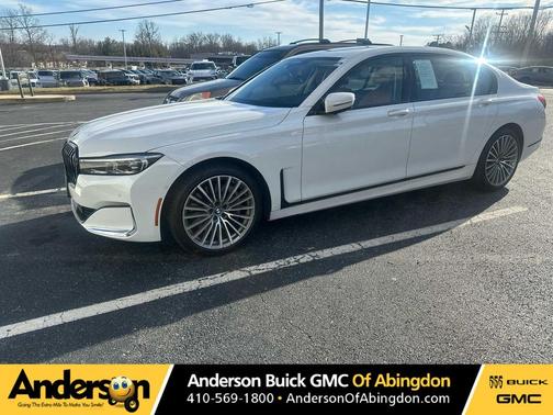 2022 BMW 750 i xDrive