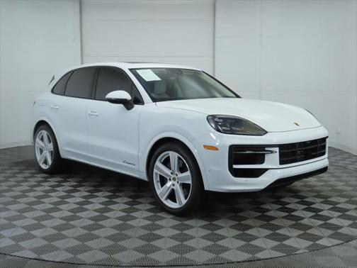 2024 Porsche Cayenne Base