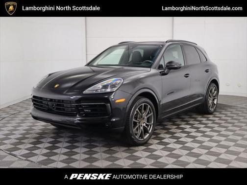 2022 Porsche Cayenne S
