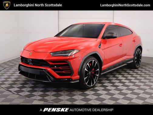 2021 Lamborghini Urus Graphite Capsule