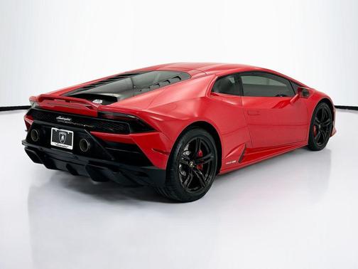 2021 Lamborghini Huracan EVO Coupe