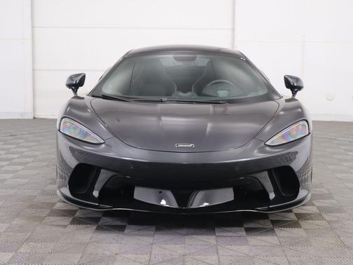 2023 McLaren GT Base