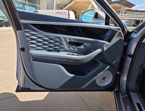 2022 Bentley Flying Spur V8