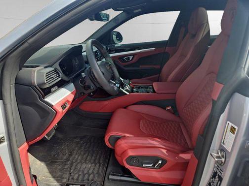 2022 Lamborghini Urus Graphite Capsule