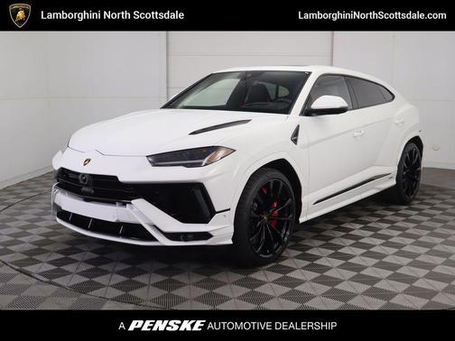 2024 Lamborghini Urus S