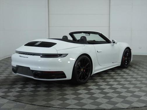 2024 Porsche 911 Carrera 4S Cabriolet