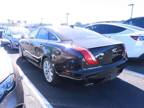 2019 Jaguar XJ R-Sport