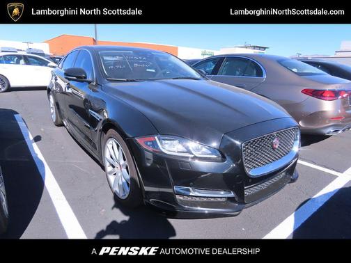 2019 Jaguar XJ R-Sport