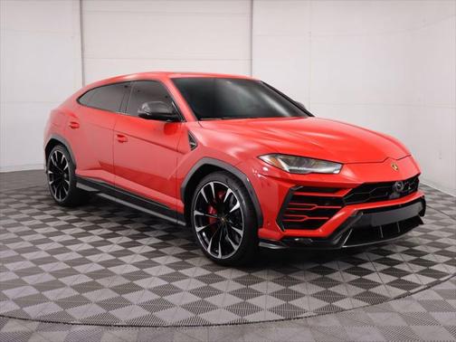 2021 Lamborghini Urus Graphite Capsule