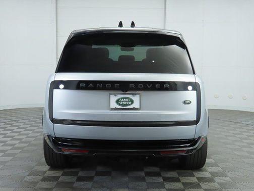 2023 Land Rover Range Rover P400 SE
