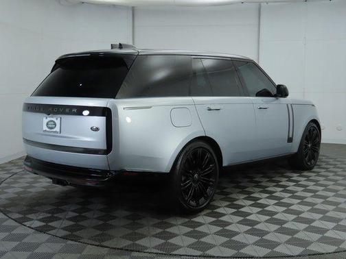 2023 Land Rover Range Rover P400 SE