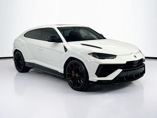 Bianco Monocerus Metallic 2024 Lamborghini Urus S