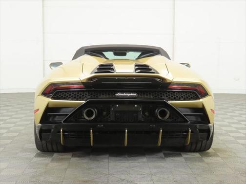 2022 Lamborghini Huracan EVO Spyder