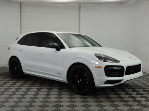 2023 Porsche Cayenne GTS