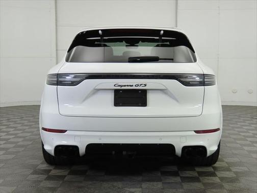 2023 Porsche Cayenne GTS