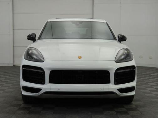 2023 Porsche Cayenne GTS