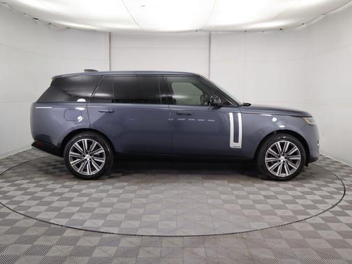2024 Land Rover Range Rover Autobiography