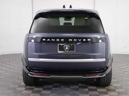 2024 Land Rover Range Rover Autobiography