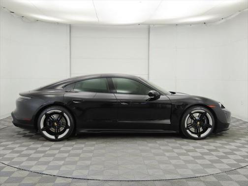 2023 Porsche Taycan GTS