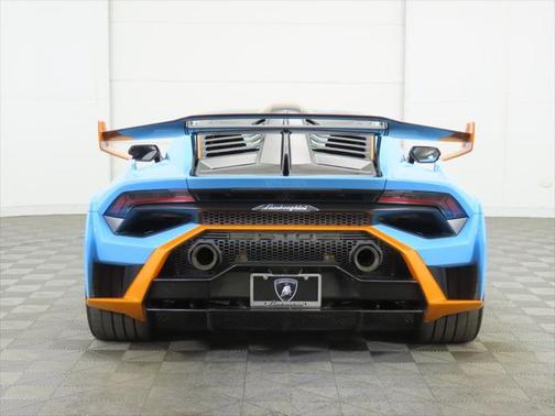 2023 Lamborghini Huracan STO Coupe