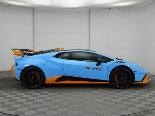 2023 Lamborghini Huracan STO Coupe