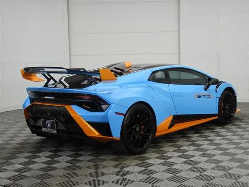 2023 Lamborghini Huracan STO Coupe