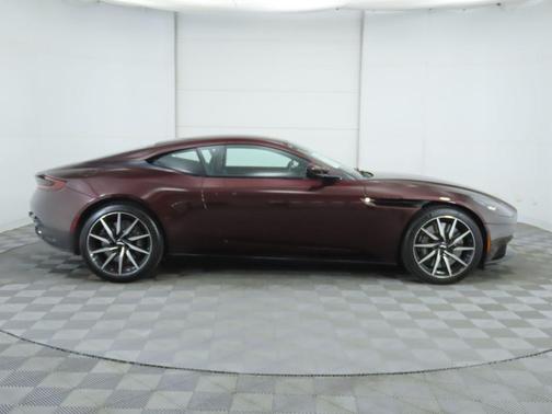 2018 Aston Martin DB11 Base