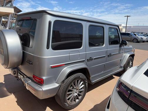 MANUFAKTUR Platinum Magno 2023 Mercedes-Benz G-Class 4MATIC