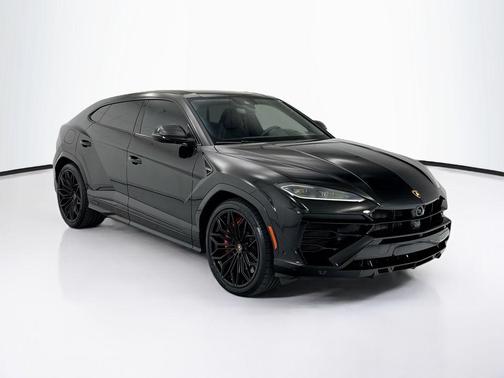 Nero Noctis Metallic 2025 Lamborghini Urus SE