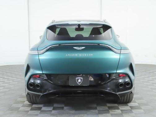 2025 Aston Martin DBX 707