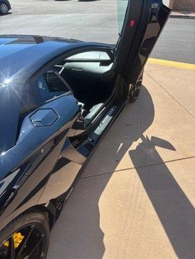 2014 Lamborghini Aventador LP700-4