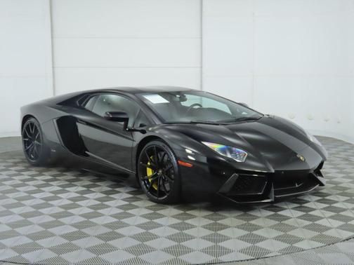 2014 Lamborghini Aventador LP700-4