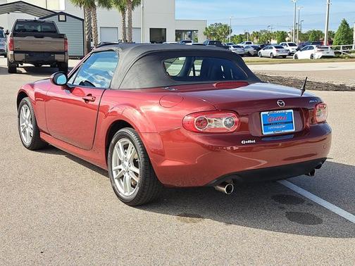 2011 Mazda MX-5 Miata Sport