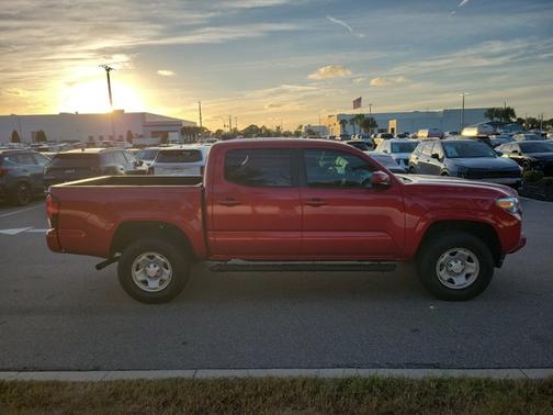 2022 Toyota Tacoma SR