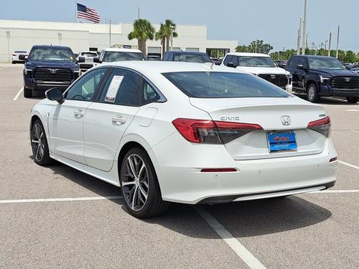 2022 Honda Civic Touring