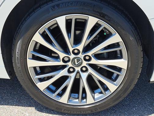 2020 Lexus ES 350 Base