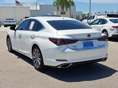 2020 Lexus ES 350 Base