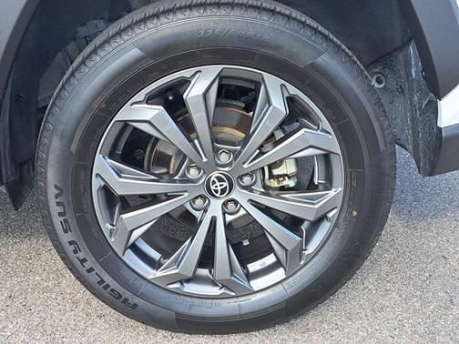 2023 Toyota RAV4 Hybrid Hybrid XLE Premium