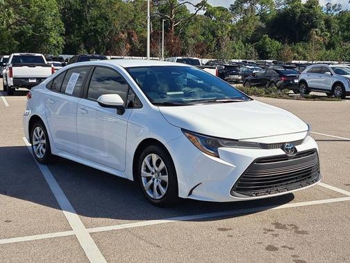 2023 Toyota Corolla LE